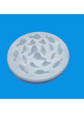 Fish-Shaped White Ceramic Pet Slow Feeder Bowl For Dogs Or Cats